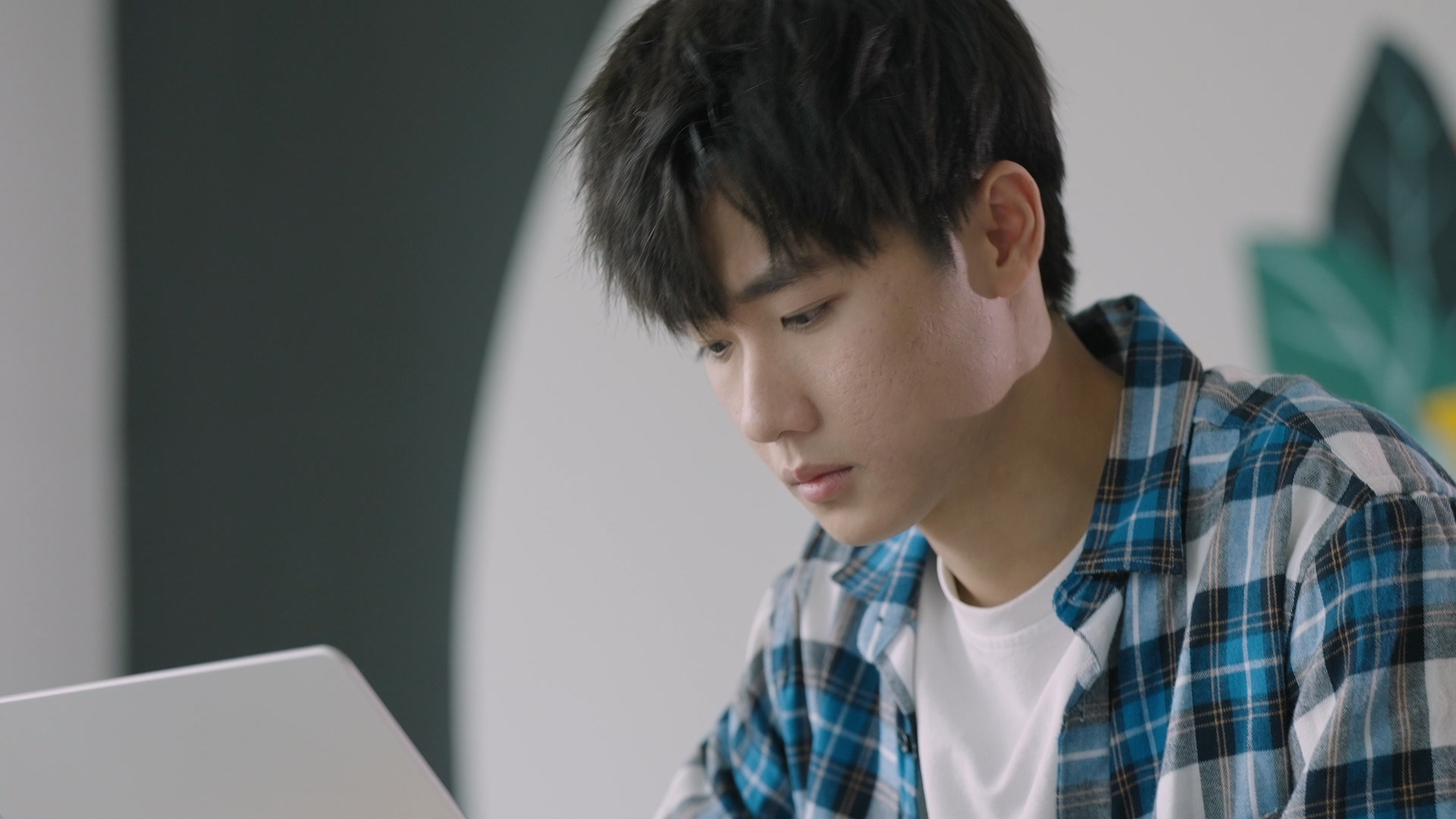 【1080P】《路》202311061200.mp4_20240812_214006.900